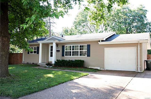 2nd image of 6813 Village Square Dr