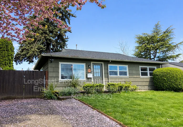 9003 N Curtis Ave — Photo 1