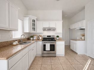 851 W 93rd St #A, Los Angeles, CA 90044