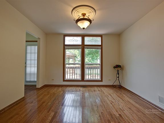 2nd image of 107 Southfield Dr