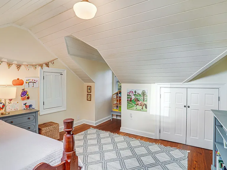 7153 Main St — Photo 54