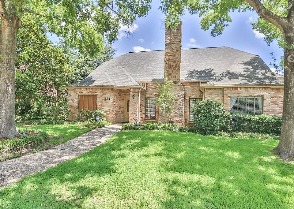 1st image of 931 Daria Dr