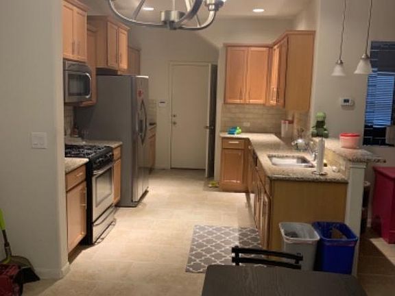 5th image of 1620 Bryant Dr Unit 205