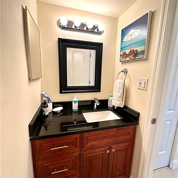 788 Park Shore Dr #D20 — Photo 20