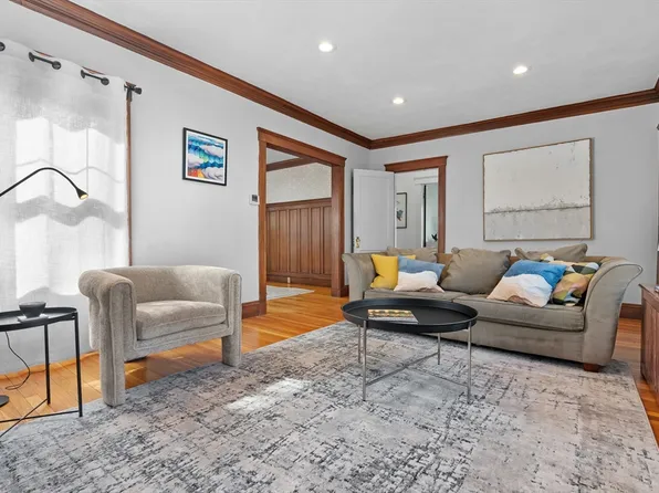 14 Sunnybank Rd #14, Watertown, MA 02472
