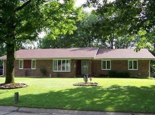 522 Ramblin Rd, Greenwood, IN 46142