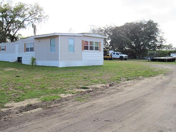 2nd image of 50 Pinewood Dr