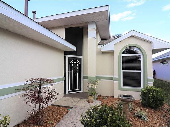 2nd image of 21912 Royal Saint Georges Ln