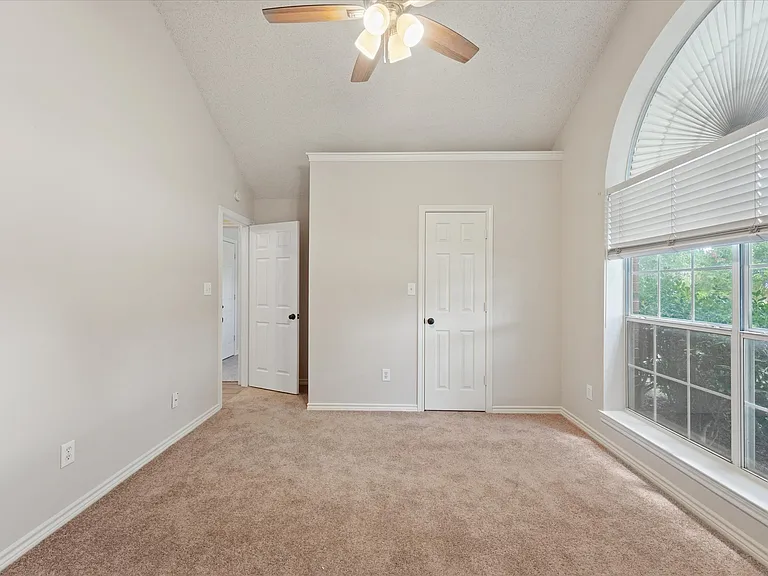 11900 Port Rd — Photo 21