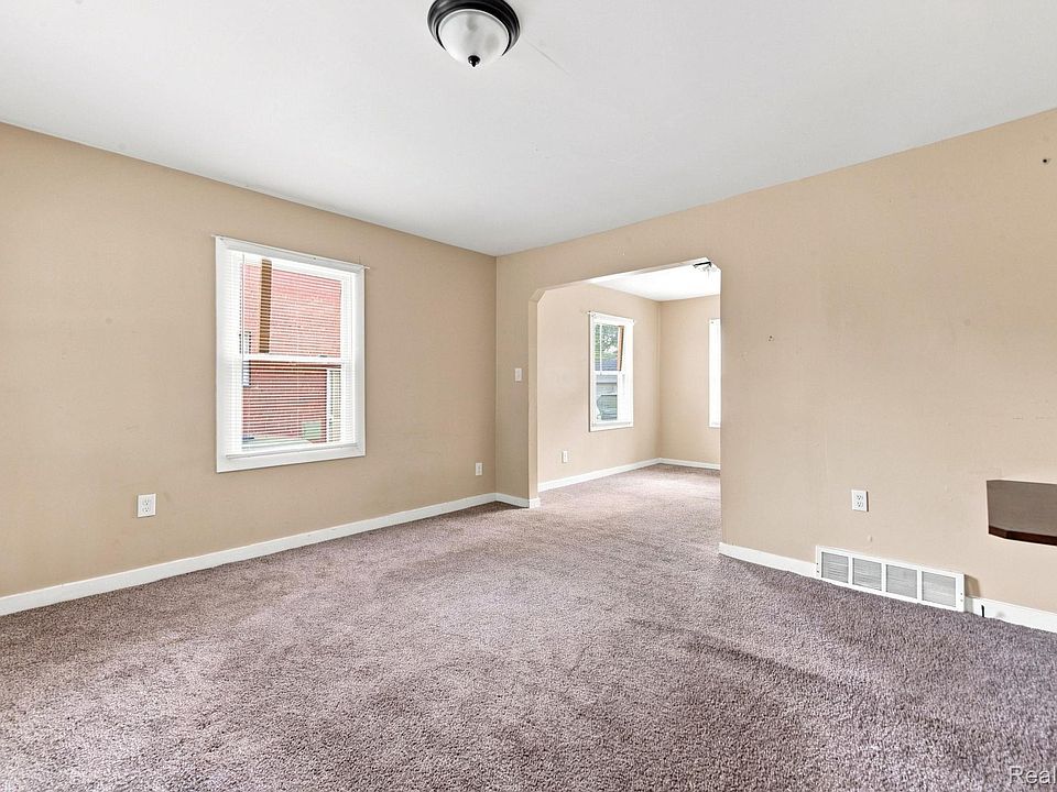 8882 Evergreen Ave, photo 6