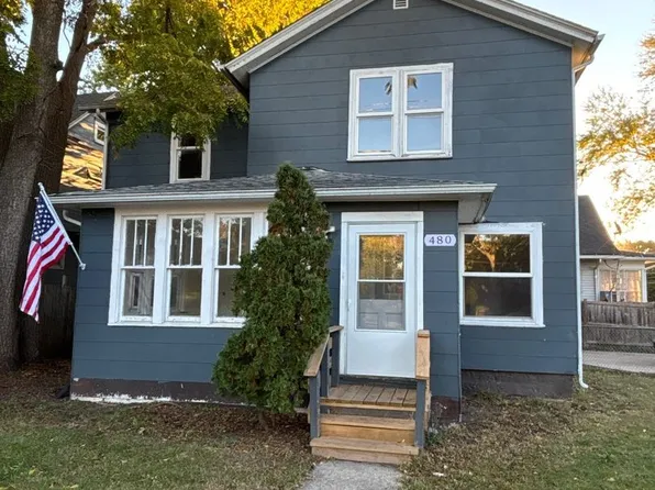 480 5th St, Aurora, IL 60505