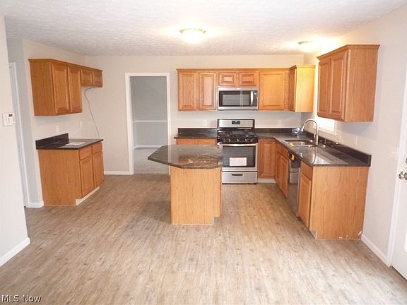 5th image of 4061 Bayberry Knoll Ln