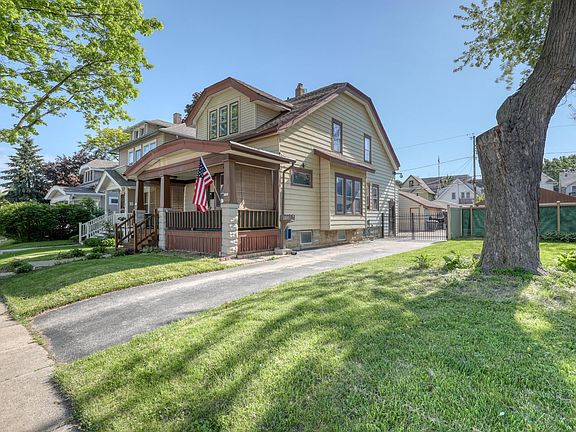 4th image of 1128 S 72nd St #1130