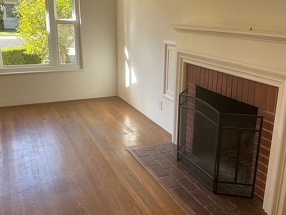 4th image of 260 Marmona Dr