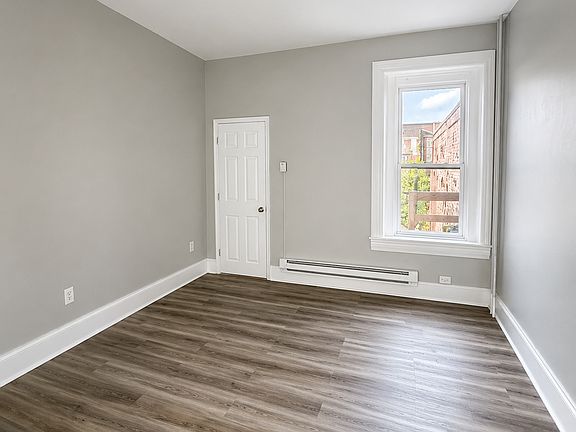 2nd image of 229 S 6th St APT 4