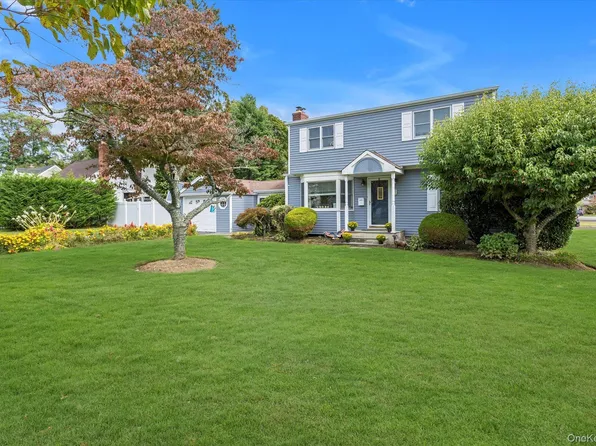26 Irving Johnson Street, East Northport, NY 11731