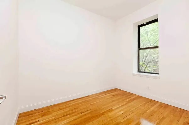 Rented by Compass | media 11