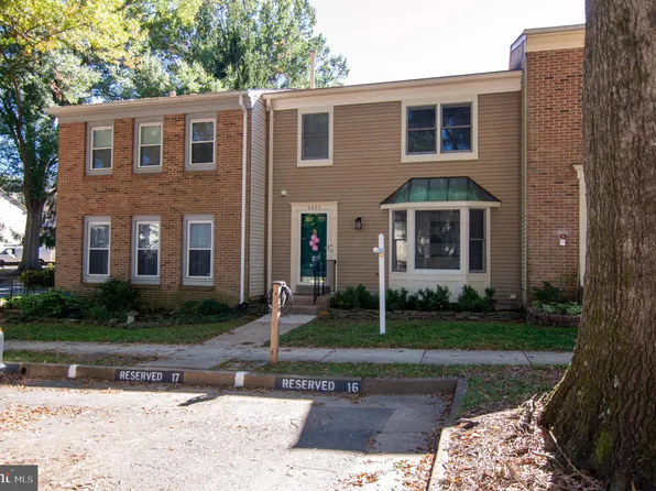 4032 Championship Dr, Annandale, VA 22003