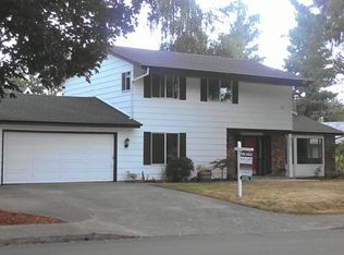 2757 SE Singing Woods, Beaverton, OR 97006