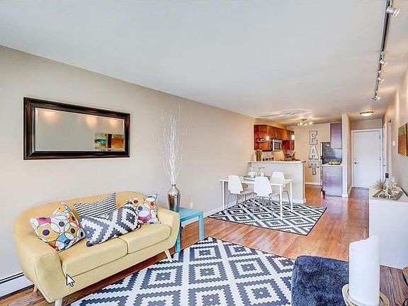 3rd image of 1245 Columbine St APT 404