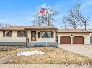 4496 Grantwood Ave SE, Kentwood, MI 49508