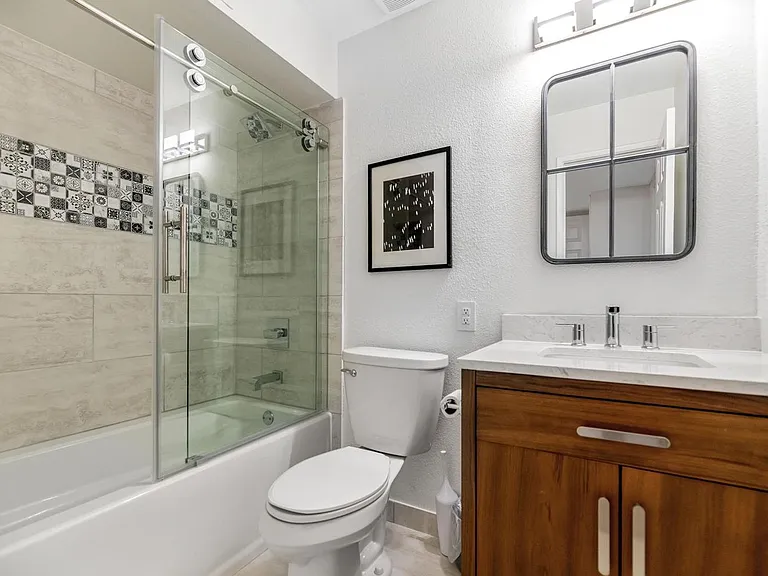 8225 E Jackrabbit Rd — Photo 14
