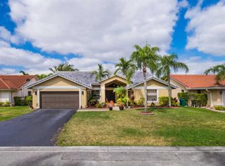 5248 NW 98th Ln, Coral Springs, FL 33076