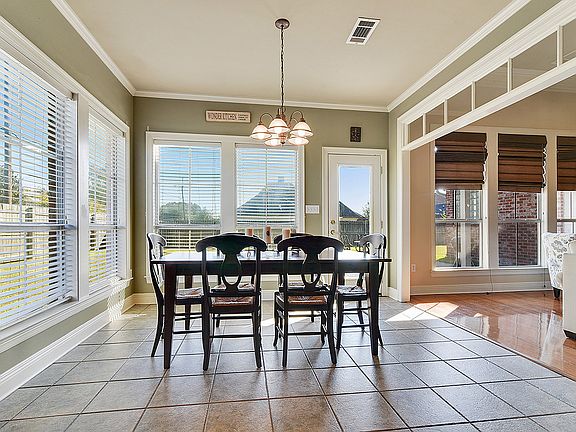 4th image of 39529 Myrtle Oak Ct