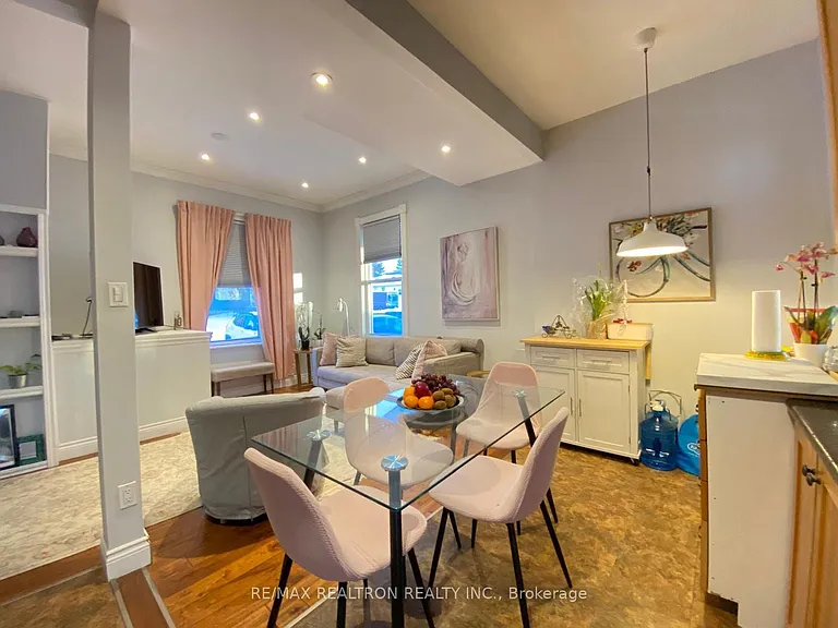 134 Wesley St — Photo 30
