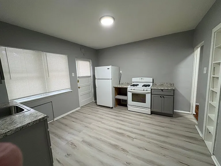 3440 Delor St — Photo 64