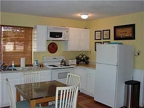 3rd image of 25424 Cove Dr