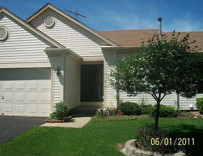 22 McKinley Ln photo 1