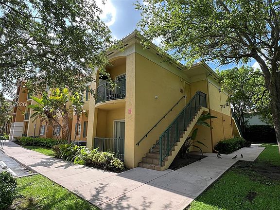 4th image of 7220 NW 114th Ave #20216