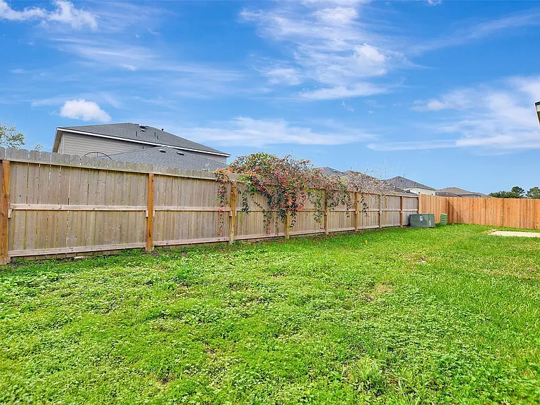 4423 Garden Ridge Ct — Photo 31