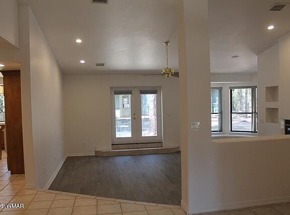 3rd image of 3820 W Thornton Rd