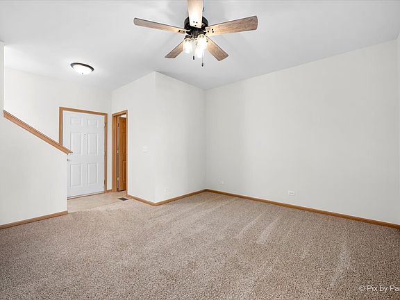 5th image of 1472 Cambria Dr Unit 5