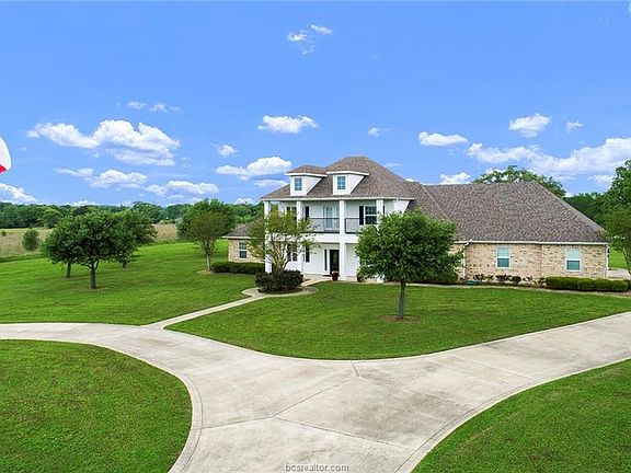 3rd image of 9522 Scarborough Dr