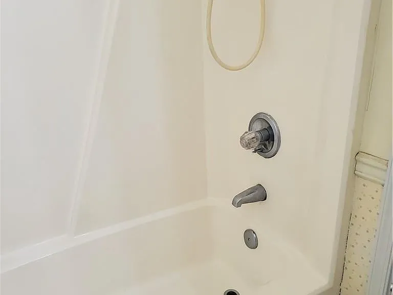 953 Dallas Ct — Photo 25