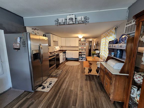 3rd image of 10487 1st Way N