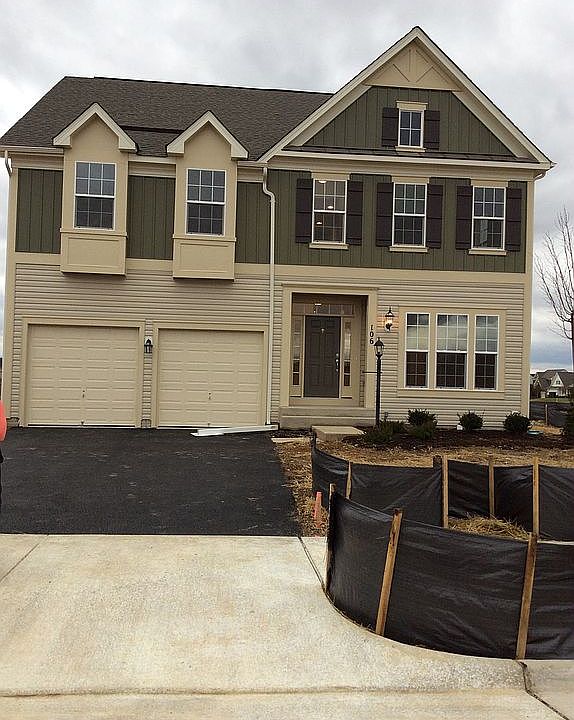 1st image of 106 Blackford Dr