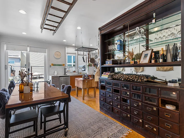 2020 E Fletcher St #1&2 — Photo 18