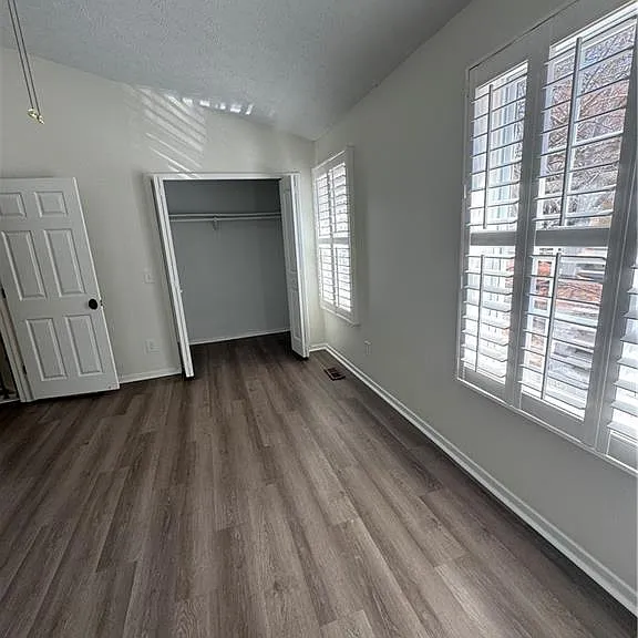 2907 Queen Anne Ct — Photo 19
