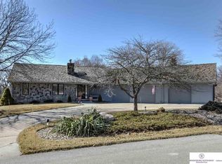 920 S 206th Ave, Elkhorn, NE 68022