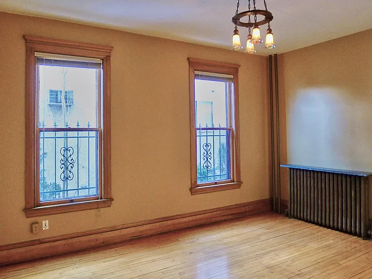 2621 1st Ave S #4 — Photo 7