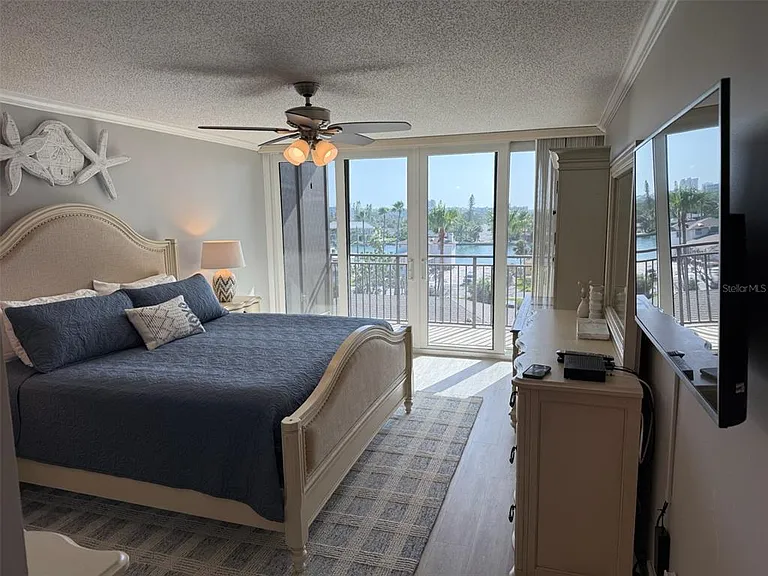 7650 Bayshore Dr #401 — Photo 55