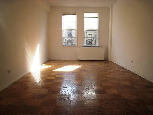 Rented by City Connections Realty | media 5