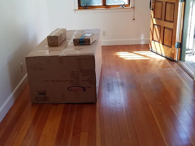 3445 Montrose Ave — Photo 2