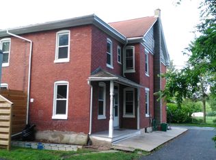 150 Raspberry Ln, Lititz, PA 17543