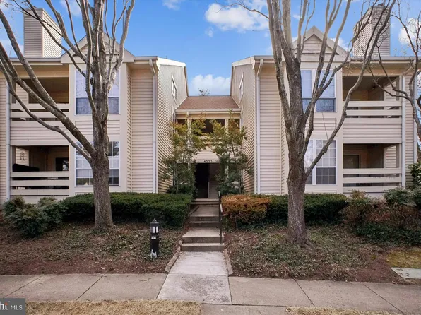 4555 Interlachen Ct APT J, Alexandria, VA 22312
