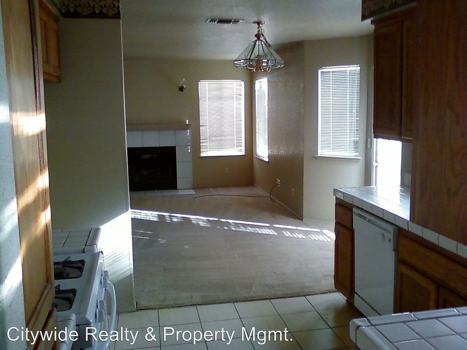 2nd image of 5260 Crystal Hill Way